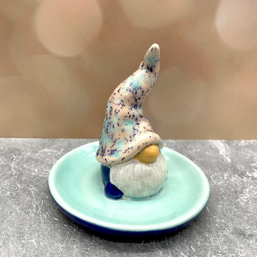 Gnome Ring Holder - Pink Blue Crystals