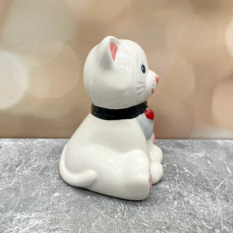 Cat Figurine Sitting