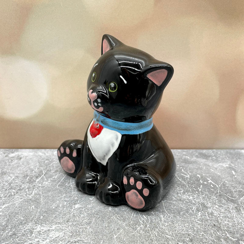 Cat Figurine Sitting
