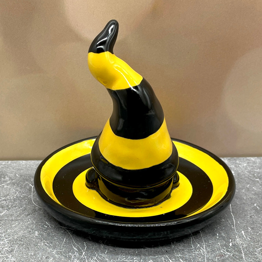 Gnome Ring Holder - Bee