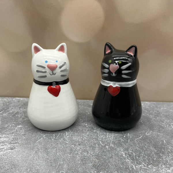 Salt & Pepper Shakers - Cats - Natalie, Tangle Artistry